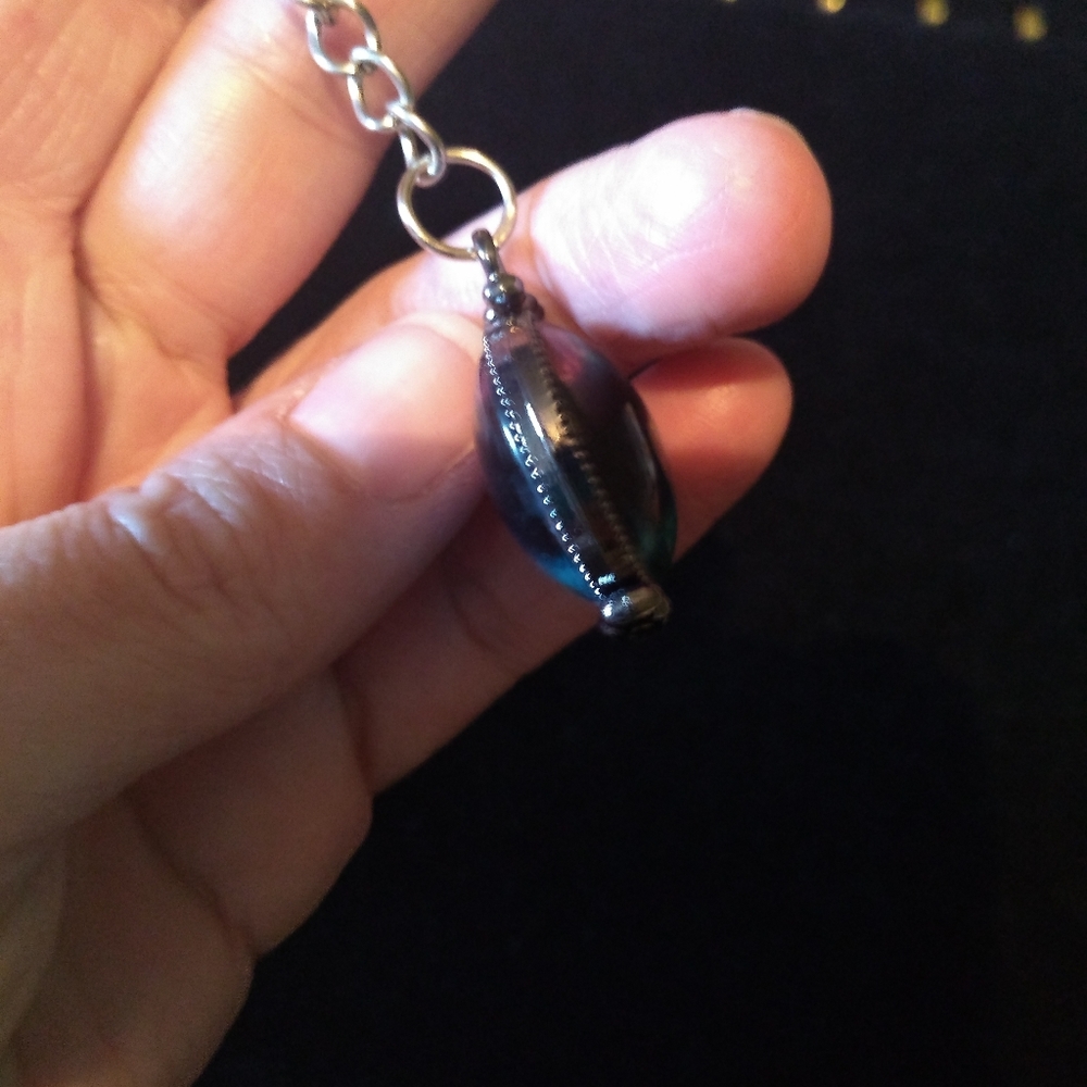 Keychain - Picture 3 of 4